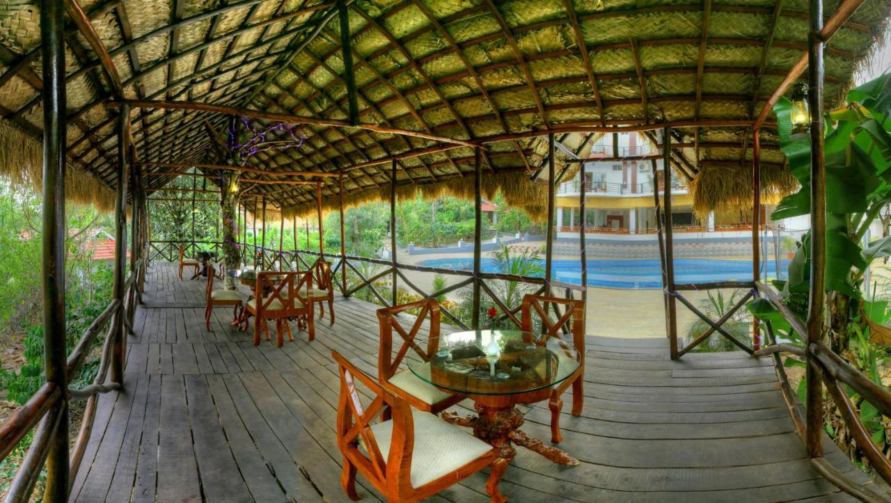 Gokulam Grand Resort & Spa, Coorg Kushālnagar Exterior foto